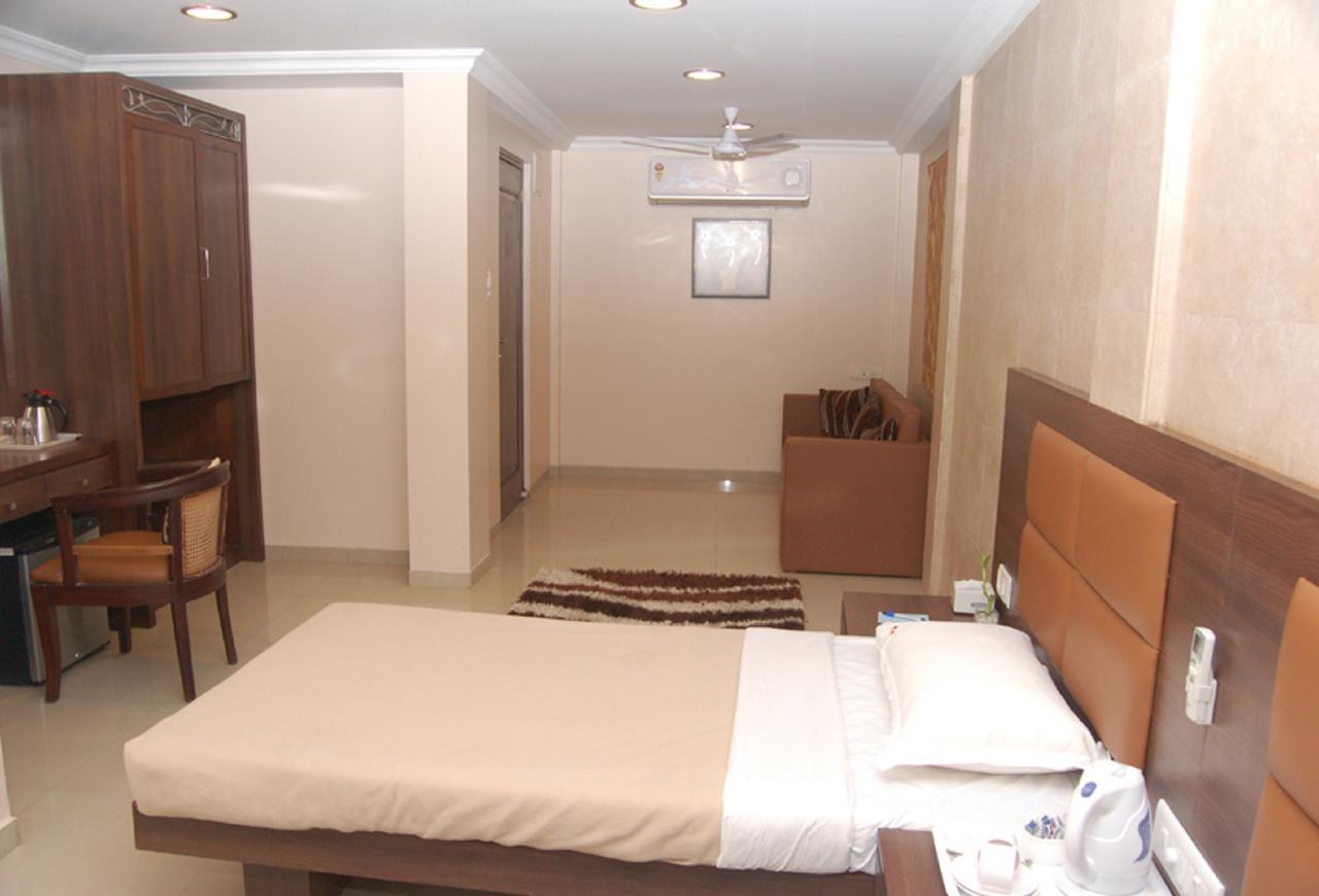 Haredia Hotel مومباي المظهر الخارجي الصورة