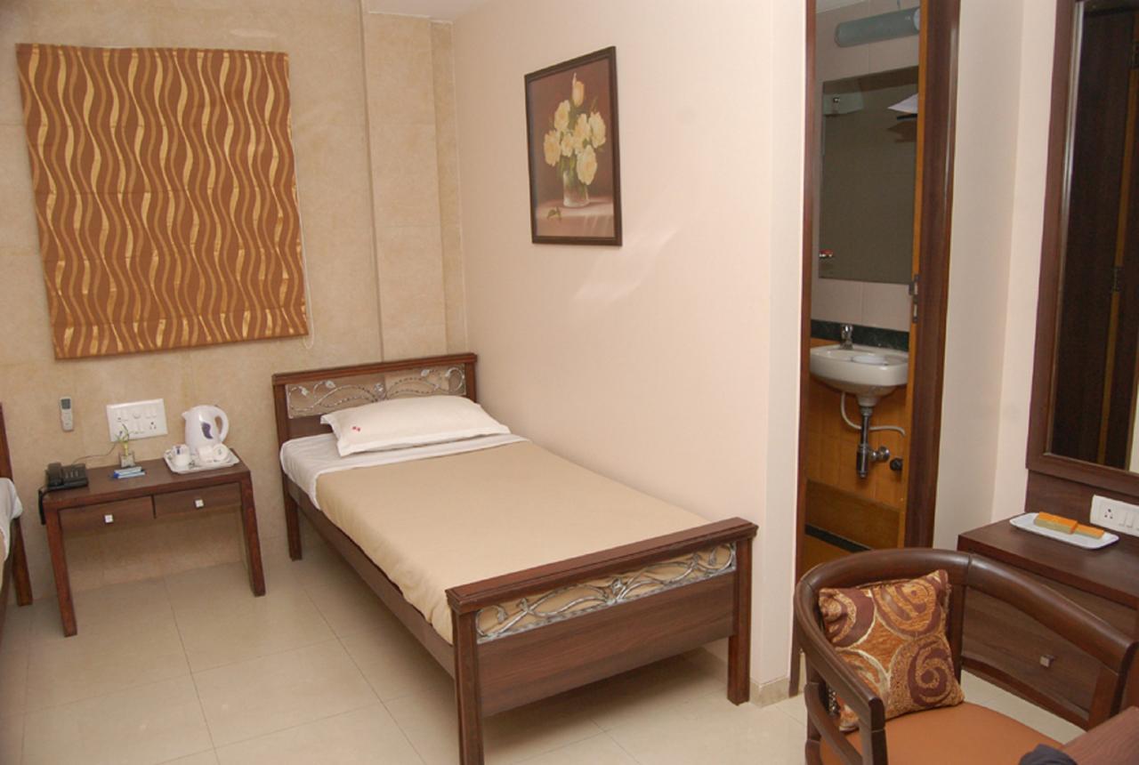 Haredia Hotel مومباي المظهر الخارجي الصورة