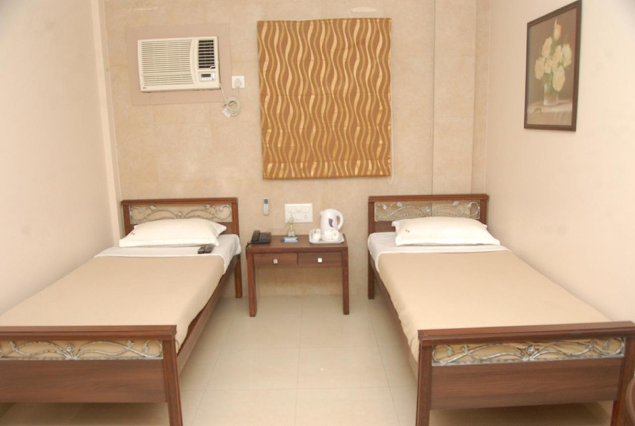 Haredia Hotel مومباي المظهر الخارجي الصورة